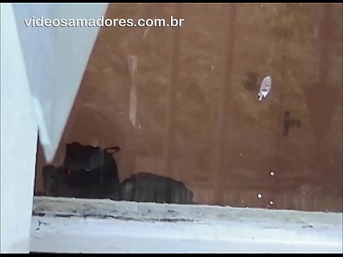 ❤️ سینگ آدمی اپنی گرل فرینڈ کو دوسرے لڑکے کے ساتھ دیکھ رہا ہے، جوڑے کو پریشان کیے بغیر ویڈیو ریکارڈ کر رہا ہے ہم پر  ️❤